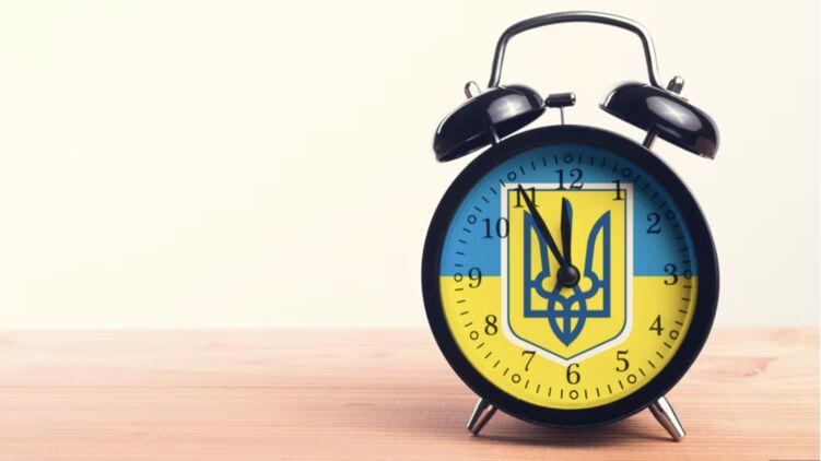 30 березня 2025 року Україна переводить годинник на літній час