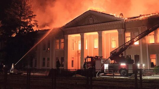Прилеты "Шахедов" по заводам, Трамп отказал в "дальнобое", новое обострение в Сирии. Итоги