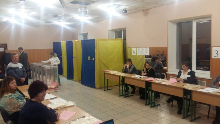 В Україні знову активізувалися розмови щодо швидких виборів. Фото: сторінці ЦВК у Facebook