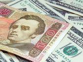 Держат доллар и выводят средства. Шесть причин осенней девальвации гривны