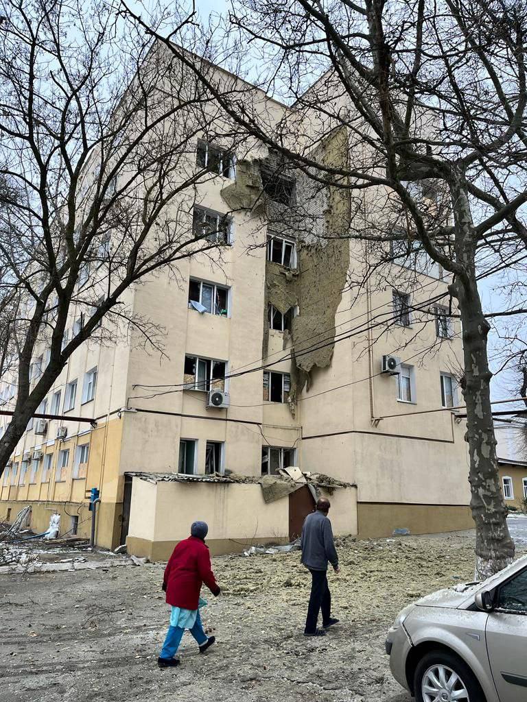  Фото последствий обстрела Херсона