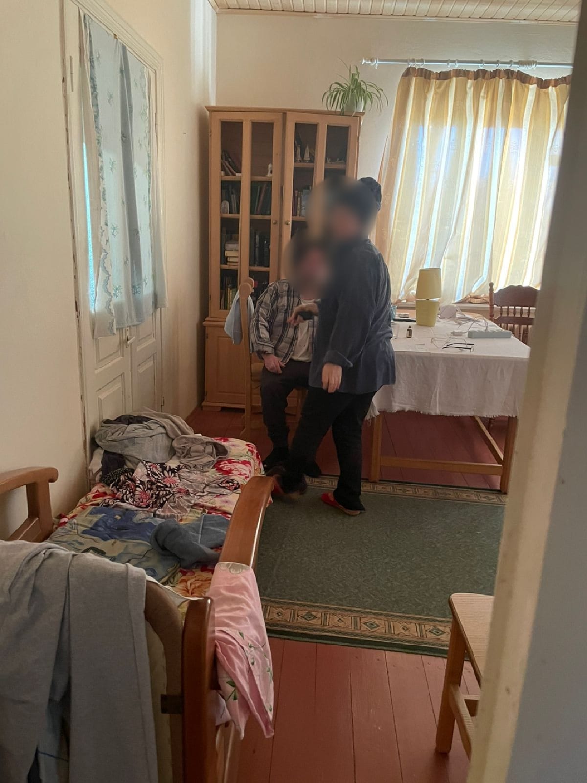 У Київській області зловили подружжя на контрабанді монет Кримського ханства та Римської імперії в США