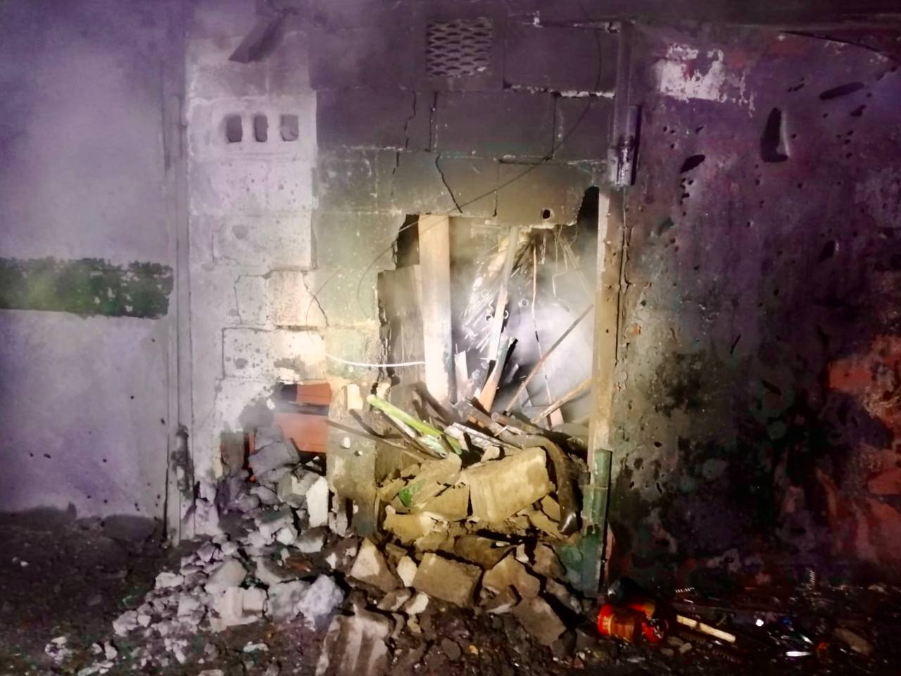 Обстрел Никополя -  войска РФ ударили из РСЗО