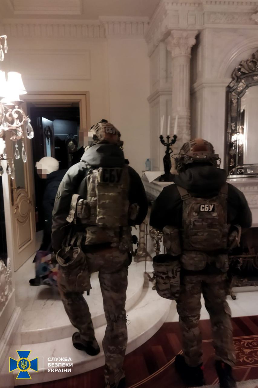 СБУ провела в Киеве 11 обысков у компаний, связанных с женой Виктора Медведчука Оксаной Марченко
