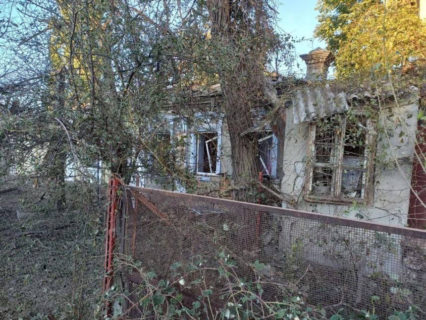 В соцсетях публикуют фотографии последствий обстрела Николаева