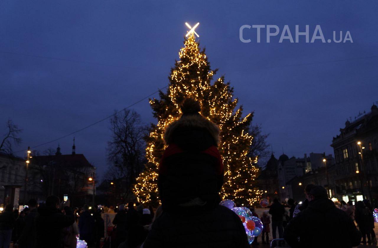 Во Львове празднуют католическое Рождество
