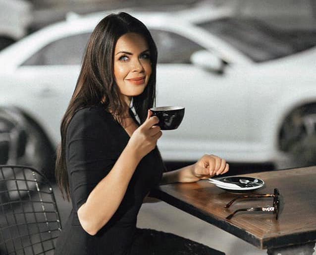 Олеся Остафиева ведьма бар