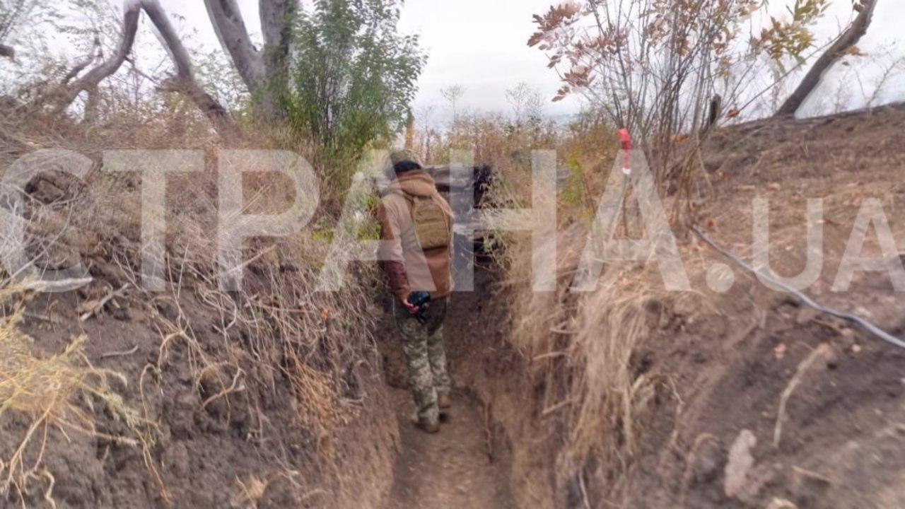 окопы на линии фронта