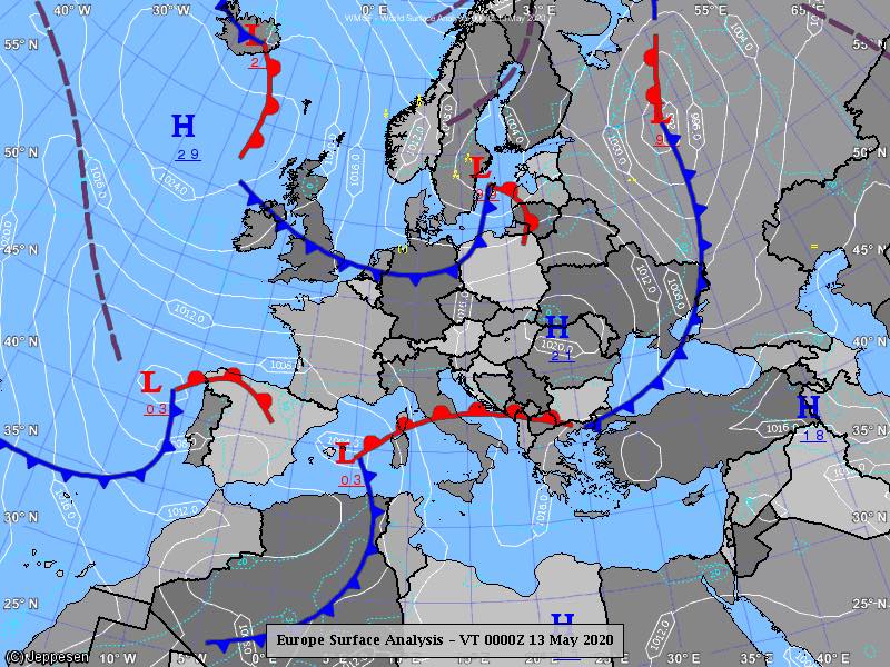 Синоптик Наталья Диденко объяснила, почему 13 мая выдалось холодным