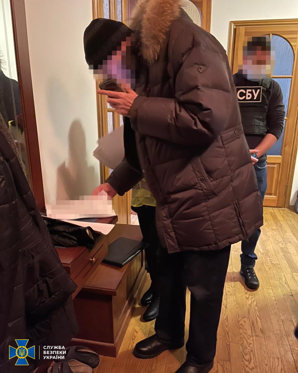Фото: в СБУ задокументировали, что действия фигуранта нанесли вкладчикам банка убытки более чем 22 млн грн